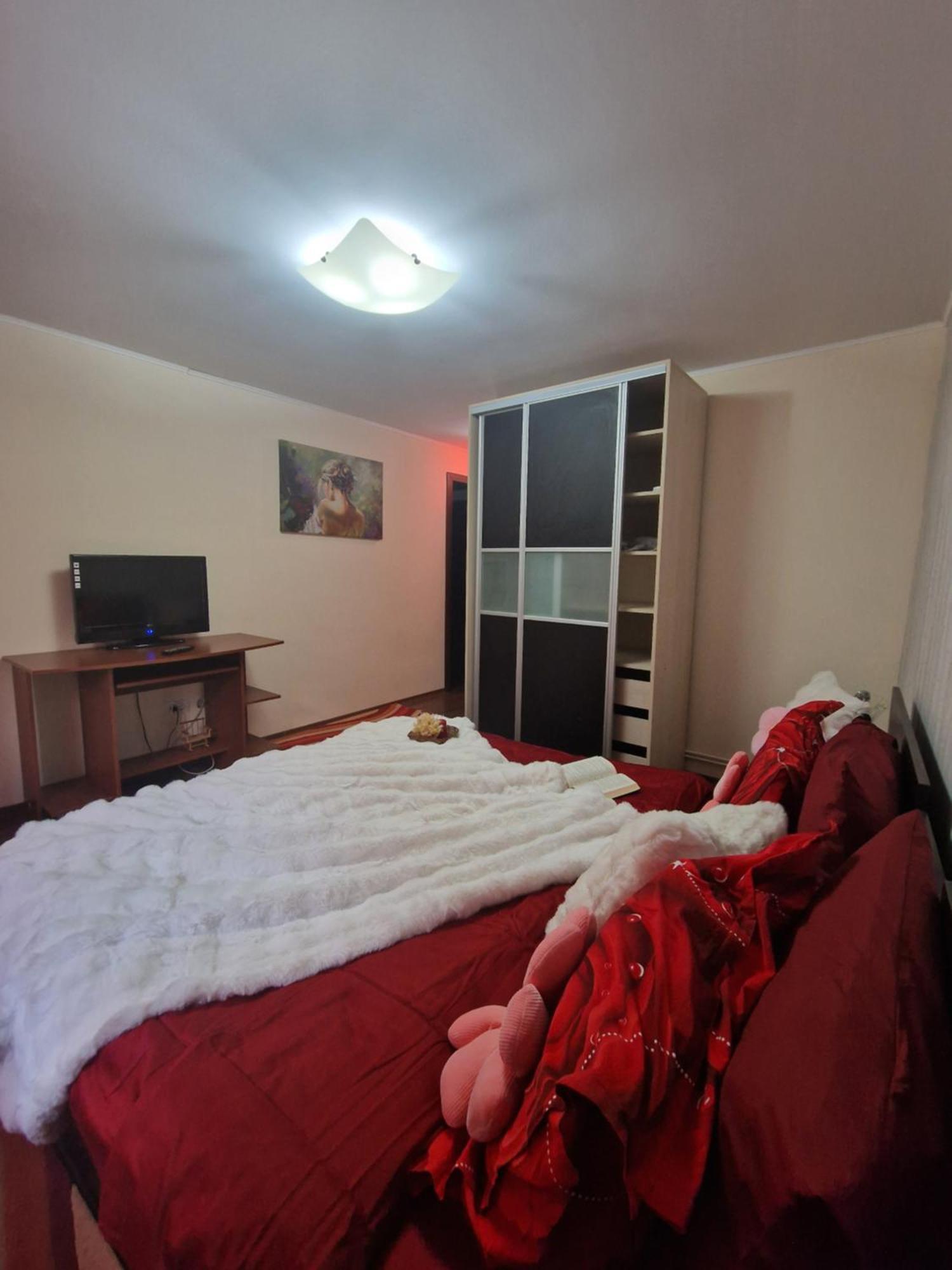 Red & Yellow Apartment Slanic Moldova